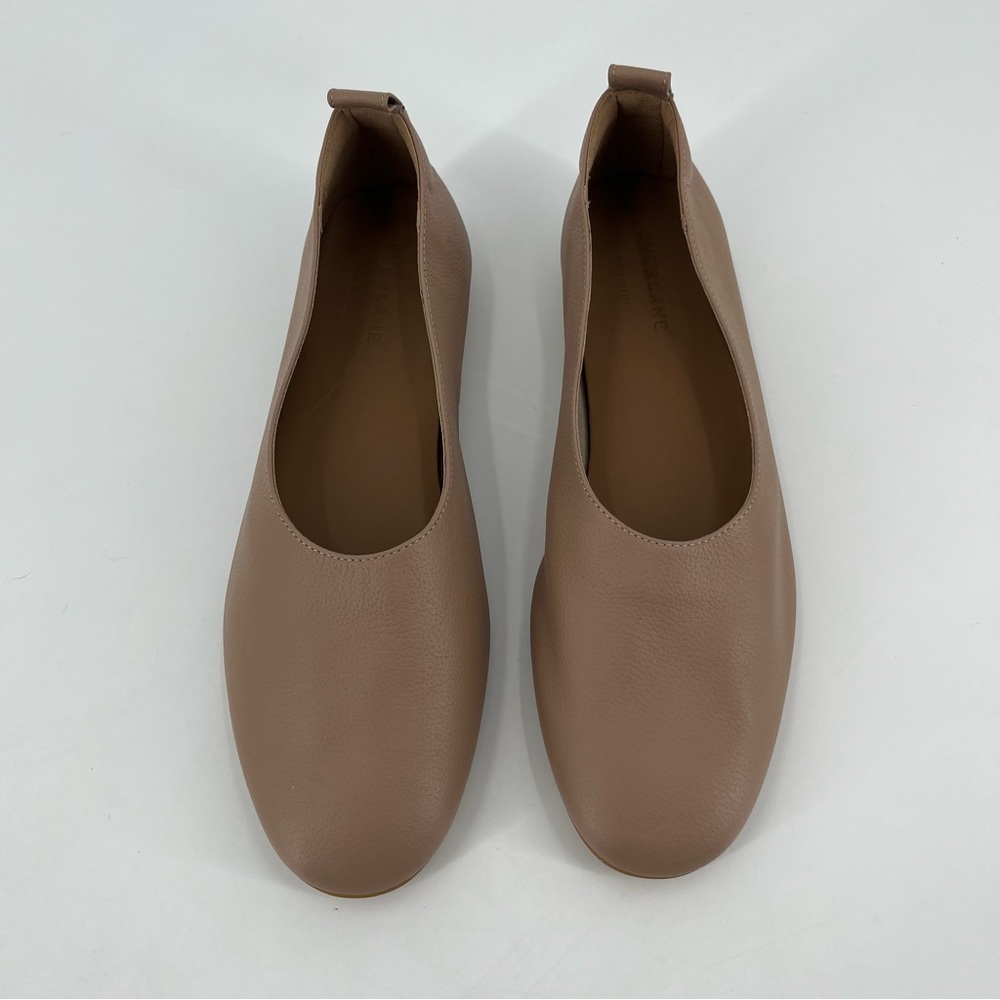 Everlane Pebbled Leather Ballet Flats in Taupe - Picture 8 of 13